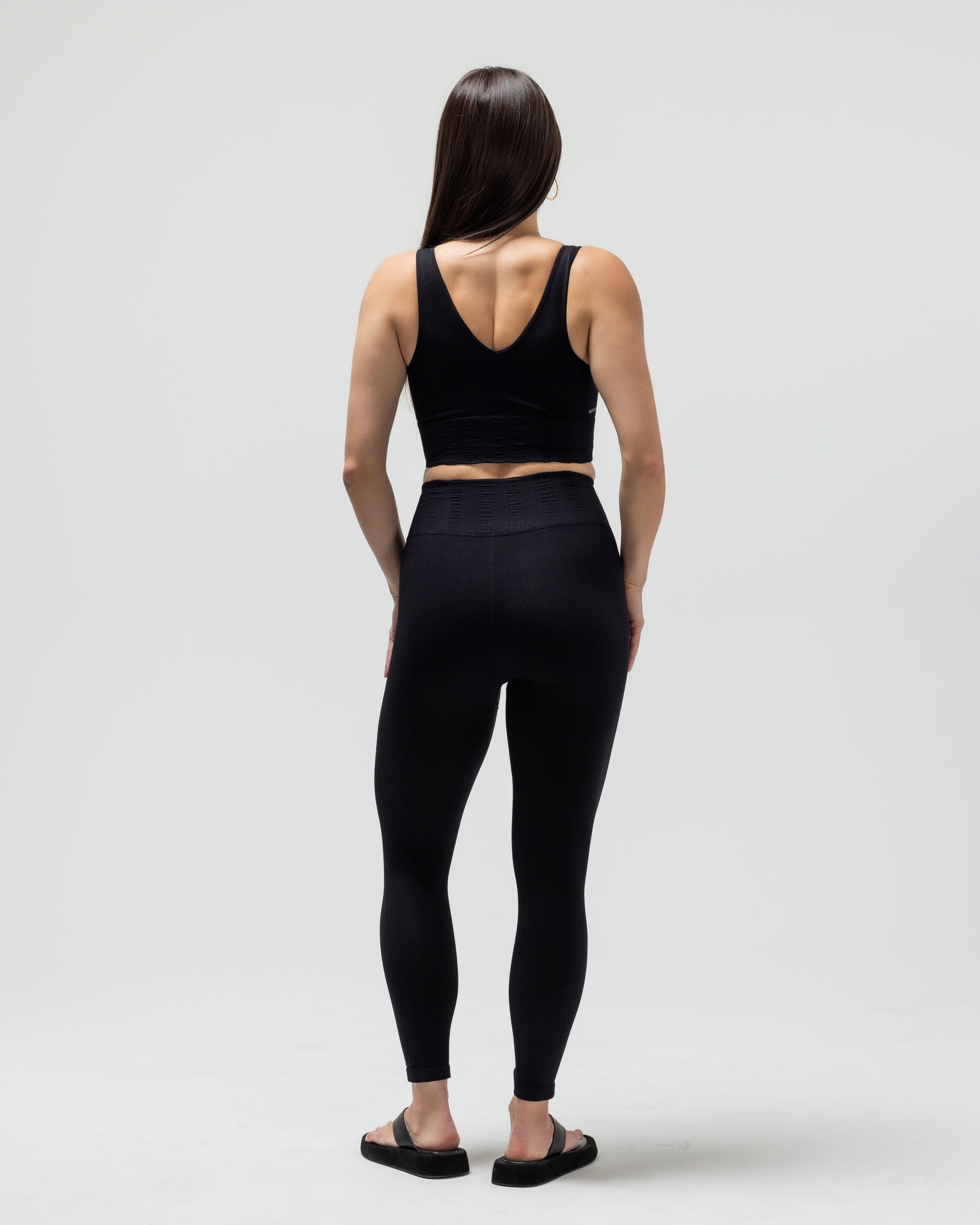 The Ribbed Legging
