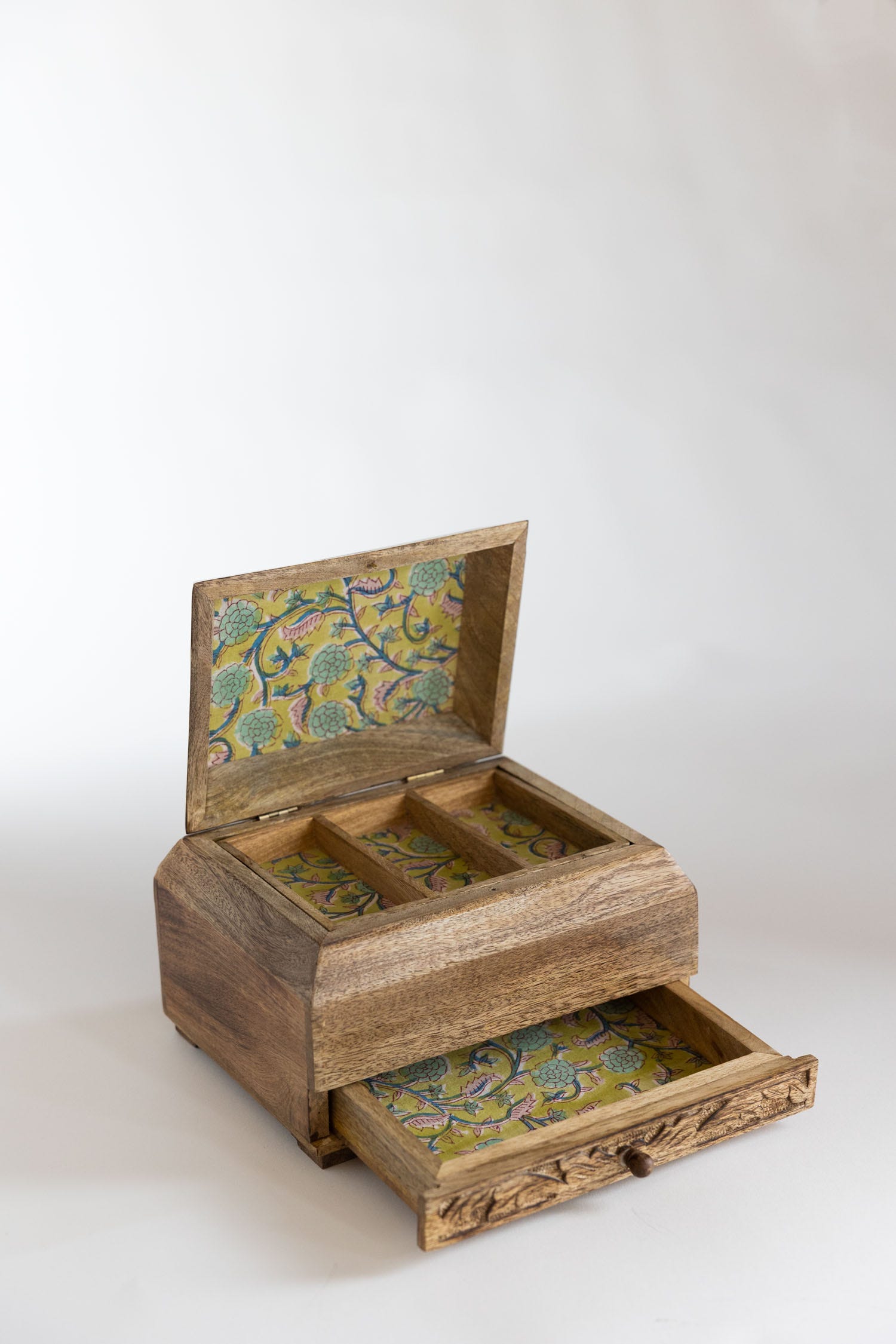 Phoolon Mango Wood Jewelry Box